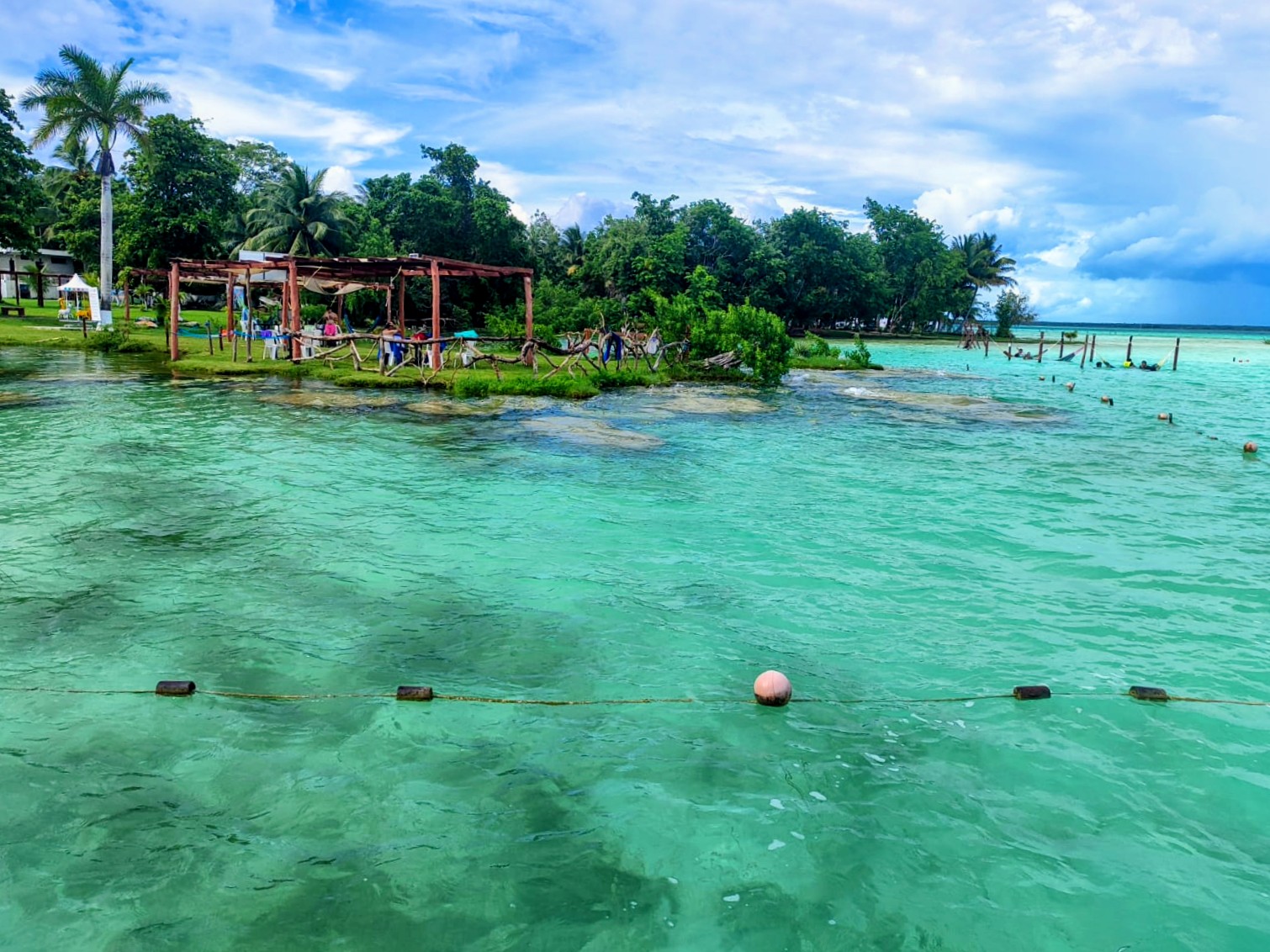 Familia viajando con nuestras ofertas